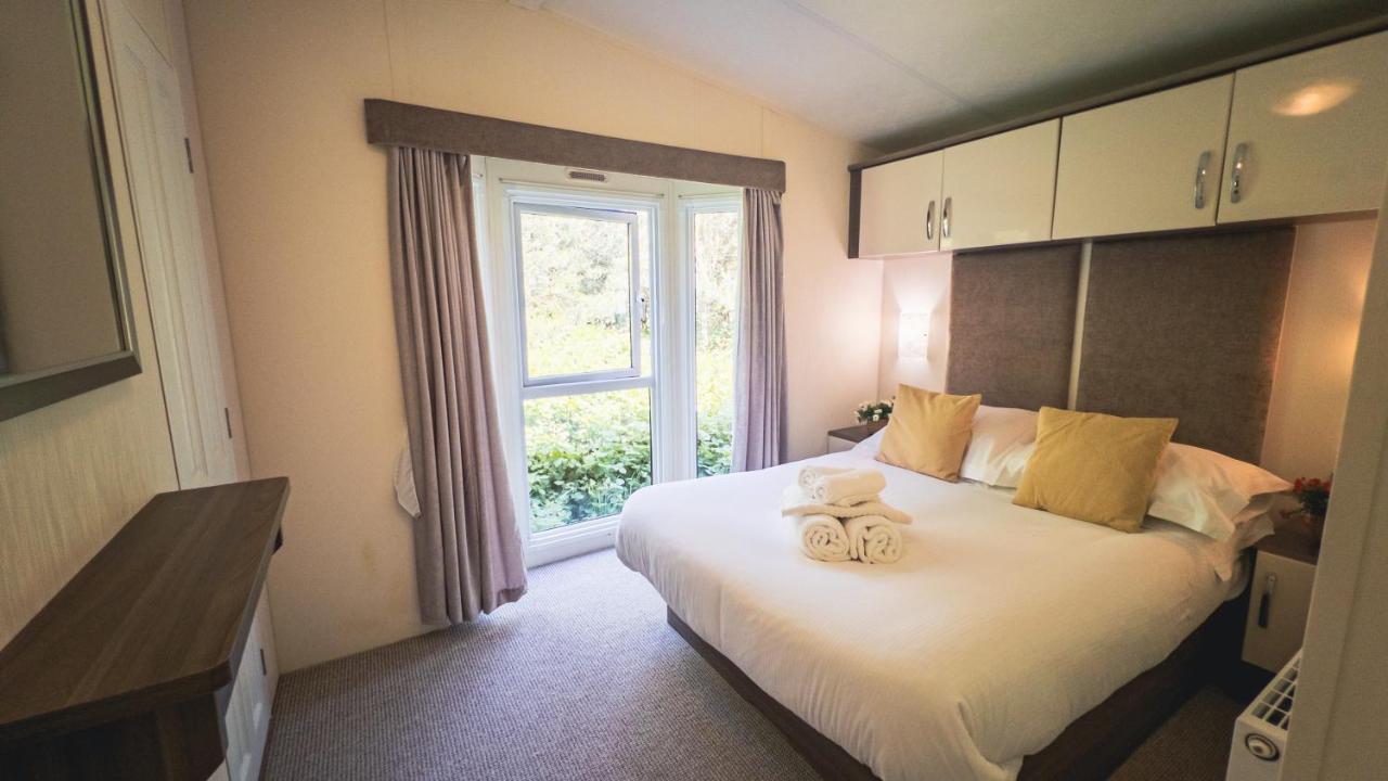 Hazel Oaks, Beautiful Lodge With Hot Tub - Sleeps 6 - Felmoor Park Morpeth Buitenkant foto