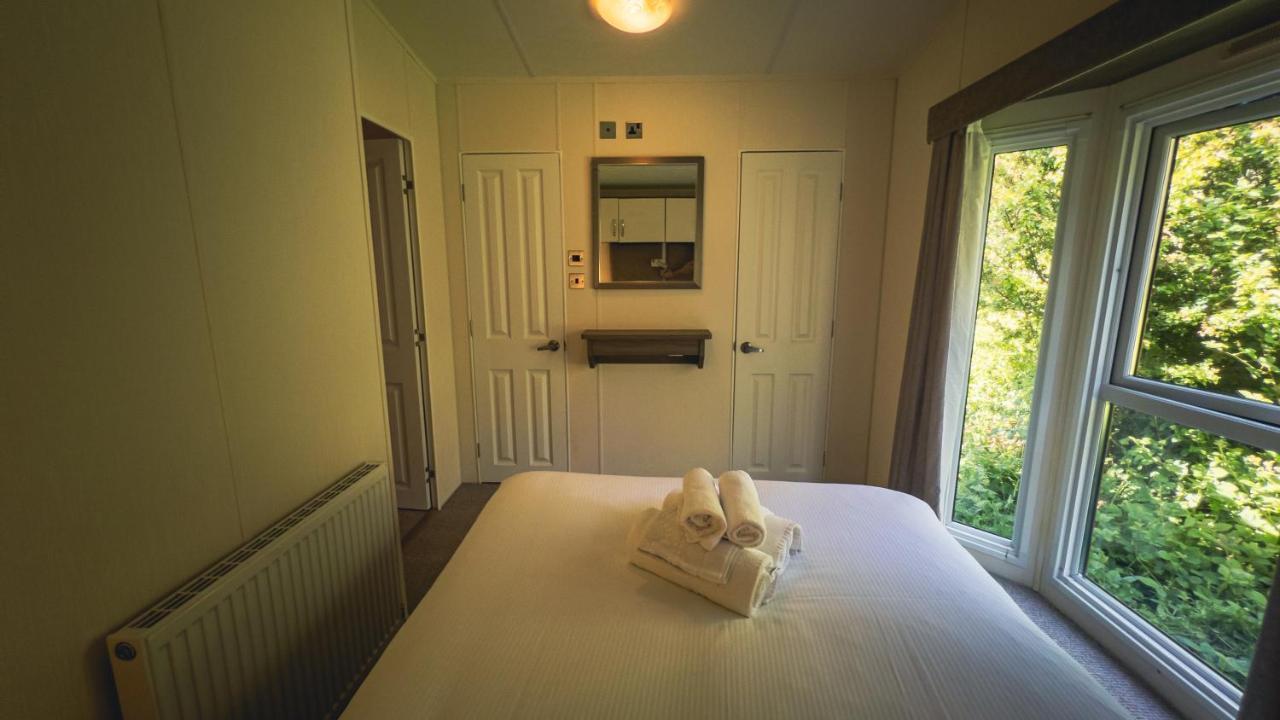 Hazel Oaks, Beautiful Lodge With Hot Tub - Sleeps 6 - Felmoor Park Morpeth Buitenkant foto