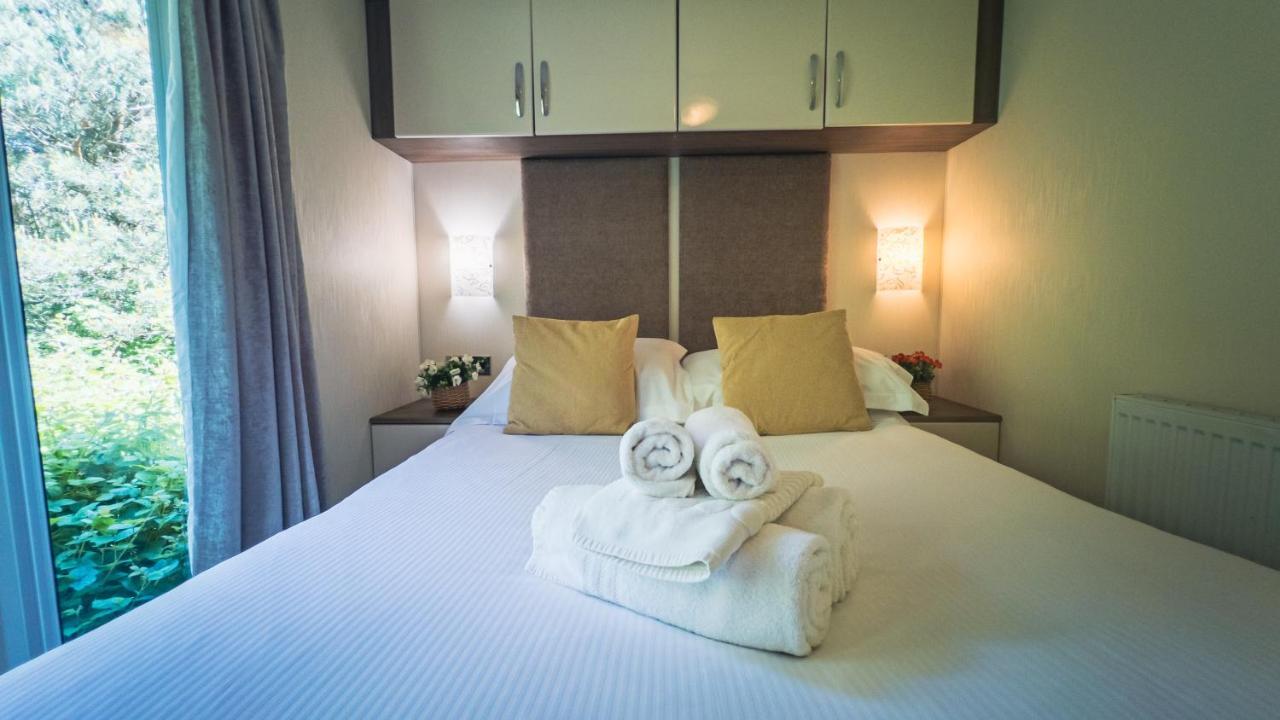 Hazel Oaks, Beautiful Lodge With Hot Tub - Sleeps 6 - Felmoor Park Morpeth Buitenkant foto